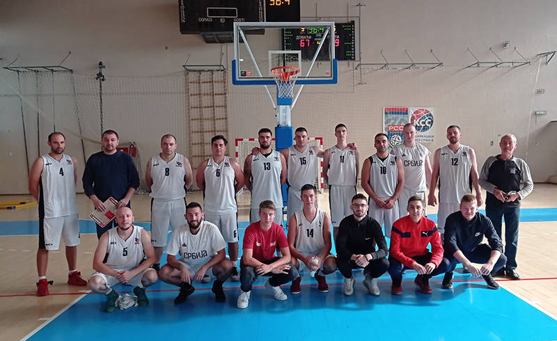 Одличан старт Јастреба