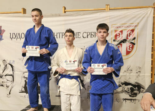 IMG-d525d2b9ecd8ef5ca1969f38d281c186-V