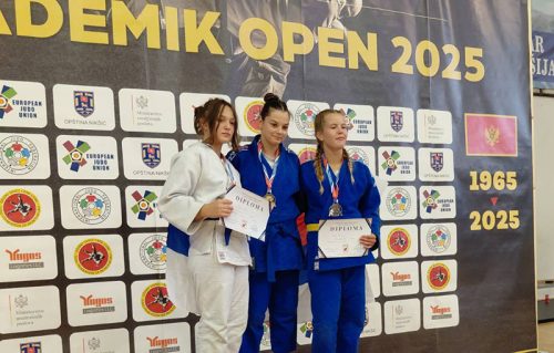 IMG-2657a7462f6b47a3ba7bad22a29ccbf3-V