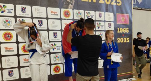 IMG-b41c86cb99d8e0edfc5ad1a90c0dcb1f-V